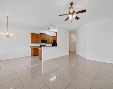 25211 Sierra Woods Lane - Photo Thumbnail 10
