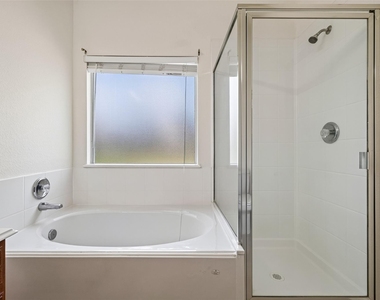 25211 Sierra Woods Lane - Photo Thumbnail 31