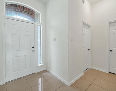 25211 Sierra Woods Lane - Photo Thumbnail 5