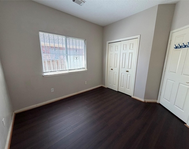 13403 Agarita Lane - Photo Thumbnail 11