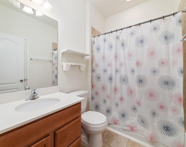 16615 Chill Brook Drive - Photo Thumbnail 8