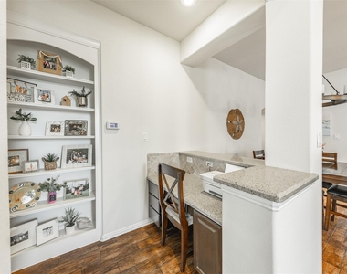 6003 Hedgepark Drive - Photo Thumbnail 24