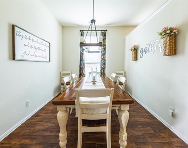6003 Hedgepark Drive - Photo Thumbnail 14