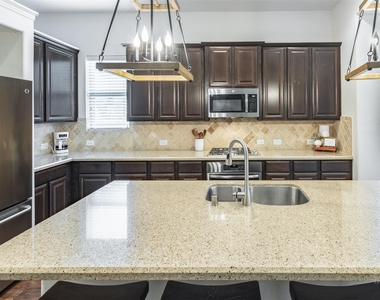 6003 Hedgepark Drive - Photo Thumbnail 20
