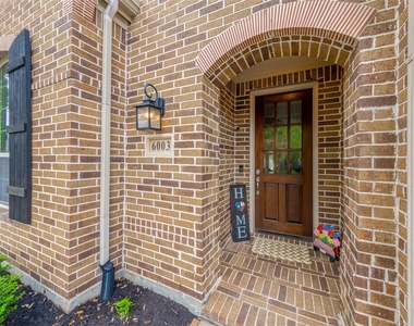6003 Hedgepark Drive - Photo Thumbnail 7