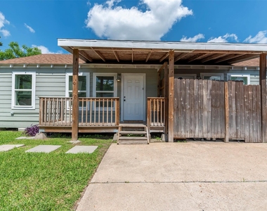 1121 Panama Street - Photo Thumbnail 35