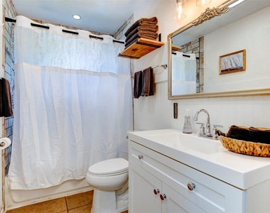 1121 Panama Street - Photo Thumbnail 20