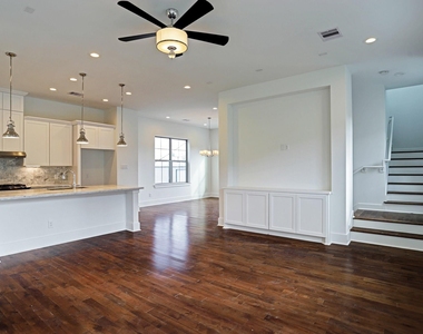5422 Darling Street - Photo Thumbnail 3