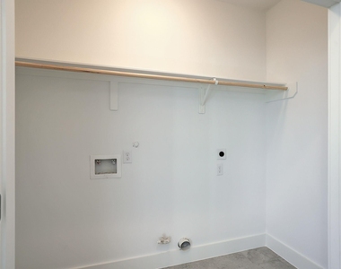 5422 Darling Street - Photo Thumbnail 19