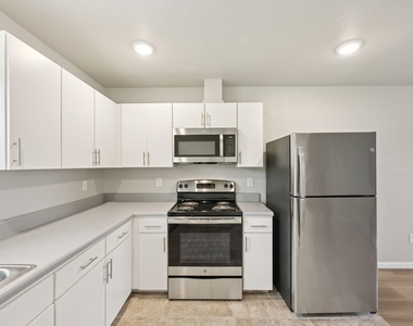 274 Plez Morgan Drive - Photo Thumbnail 18