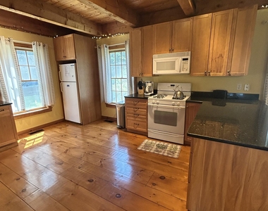 1595 Healdville - Photo Thumbnail 4