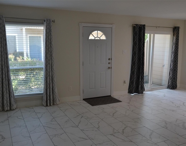 2379 Briarwest Boulevard - Photo Thumbnail 13