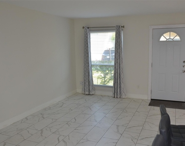 2379 Briarwest Boulevard - Photo Thumbnail 11