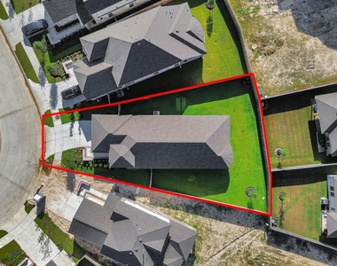 21239 Speckled Trout Lane - Photo Thumbnail 4