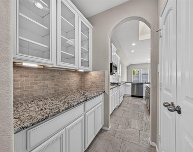 3106 Francisco Bay Pl - Photo Thumbnail 7