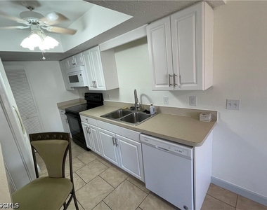 151 Cape Coral Parkway W - Photo Thumbnail 17
