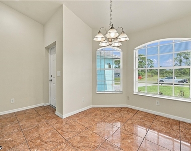 4615 29th Street Sw - Photo Thumbnail 5