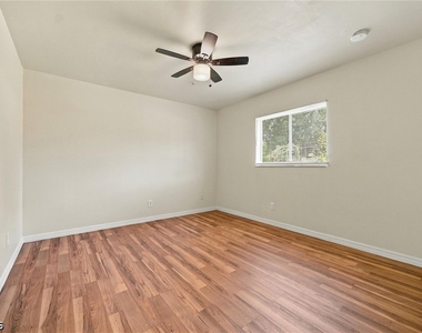4615 29th Street Sw - Photo Thumbnail 30