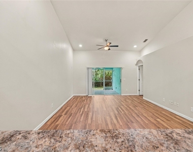 4615 29th Street Sw - Photo Thumbnail 18