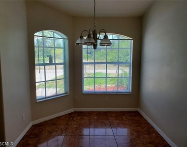 4615 29th Street Sw - Photo Thumbnail 6