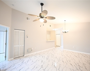 15449 Bellamar Circle - Photo Thumbnail 13