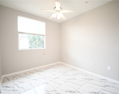 15449 Bellamar Circle - Photo Thumbnail 21