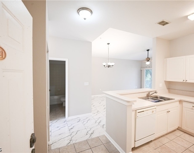 15449 Bellamar Circle - Photo Thumbnail 3