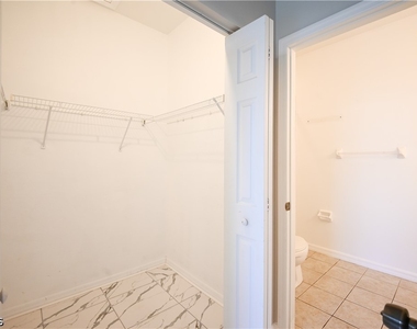 15449 Bellamar Circle - Photo Thumbnail 17