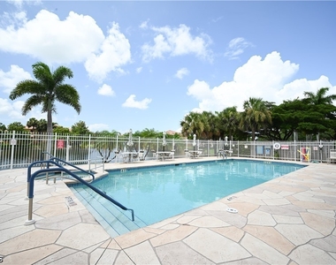 15449 Bellamar Circle - Photo Thumbnail 25