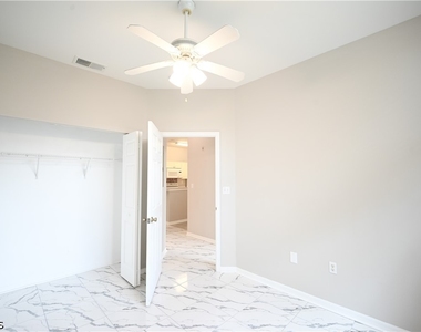 15449 Bellamar Circle - Photo Thumbnail 20