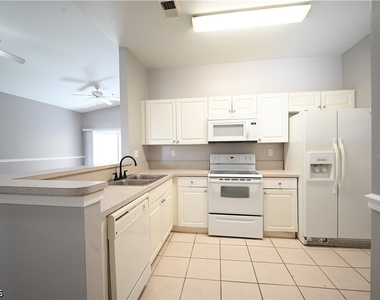 15433 Bellamar Circle - Photo Thumbnail 4