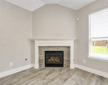 22027 Field Green Drive - Photo Thumbnail 5