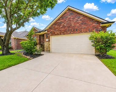 22027 Field Green Drive - Photo Thumbnail 1