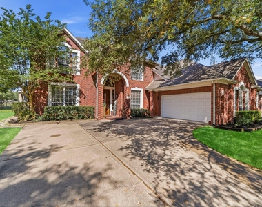 11823 Canyon Mills Drive - Photo Thumbnail 3