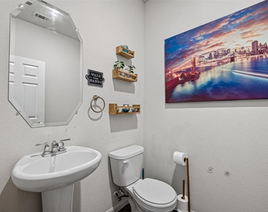 7031 Hobby Wind Ridge Drive - Photo Thumbnail 33