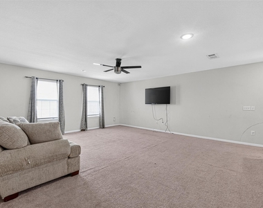 7031 Hobby Wind Ridge Drive - Photo Thumbnail 36