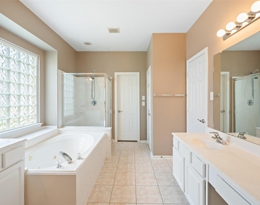 406 Stockbridge Lane - Photo Thumbnail 16