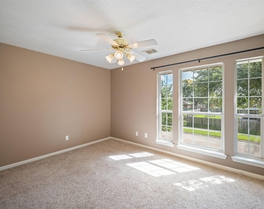 406 Stockbridge Lane - Photo Thumbnail 26