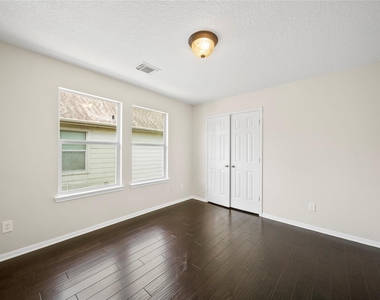 8306 Golden Harbour - Photo Thumbnail 41