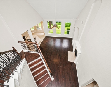 8306 Golden Harbour - Photo Thumbnail 30
