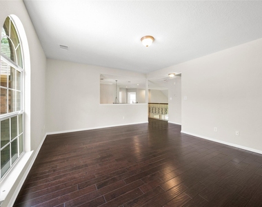 8306 Golden Harbour - Photo Thumbnail 32