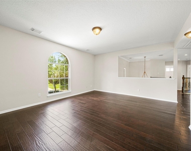 8306 Golden Harbour - Photo Thumbnail 33