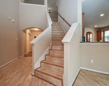 21502 Venture Park Drive - Photo Thumbnail 12