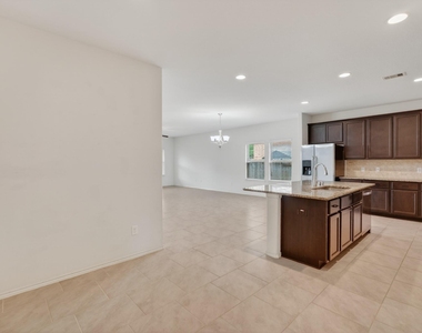 138 Meadow Grove Drive - Photo Thumbnail 12
