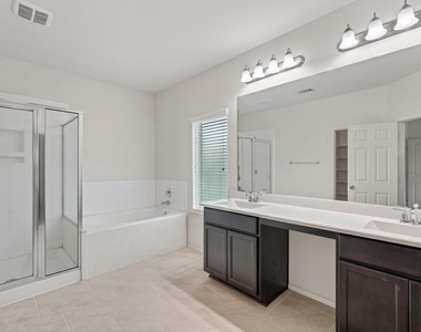 138 Meadow Grove Drive - Photo Thumbnail 26