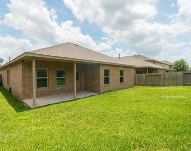 138 Meadow Grove Drive - Photo Thumbnail 37