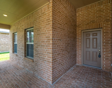 138 Meadow Grove Drive - Photo Thumbnail 10