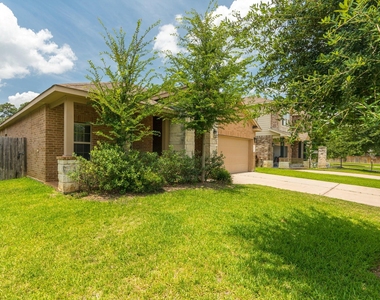 138 Meadow Grove Drive - Photo Thumbnail 9