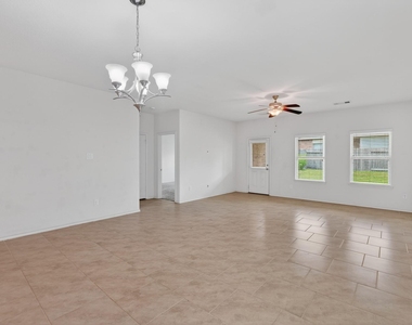 138 Meadow Grove Drive - Photo Thumbnail 19