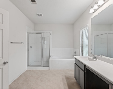 138 Meadow Grove Drive - Photo Thumbnail 27
